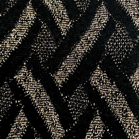 Shimmery little “black” dress perfect for the holidays! - Picture 1 of 4